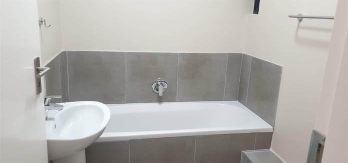 To Let 2 Bedroom Property for Rent in Waterfall Gauteng