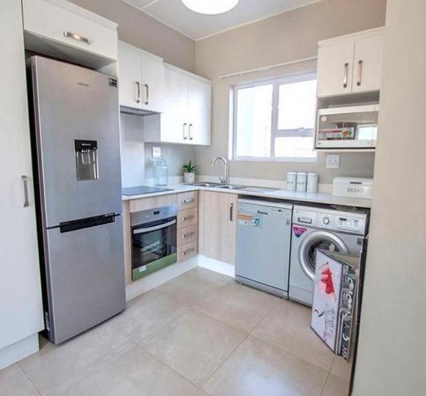 To Let 2 Bedroom Property for Rent in Paulshof Gauteng