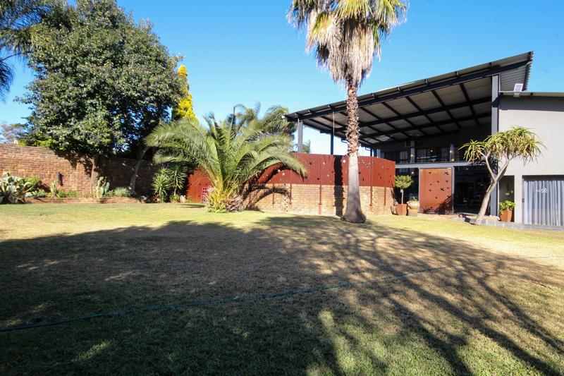 To Let 5 Bedroom Property for Rent in Wierda Park Gauteng