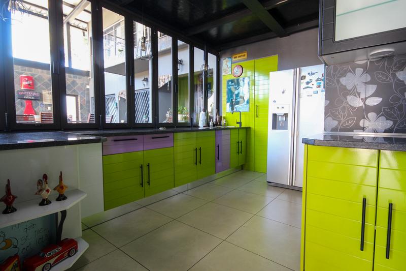 To Let 5 Bedroom Property for Rent in Wierda Park Gauteng