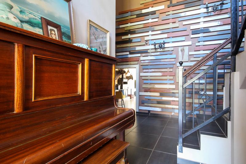 To Let 5 Bedroom Property for Rent in Wierda Park Gauteng