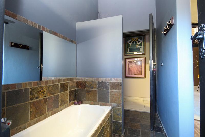 To Let 5 Bedroom Property for Rent in Wierda Park Gauteng