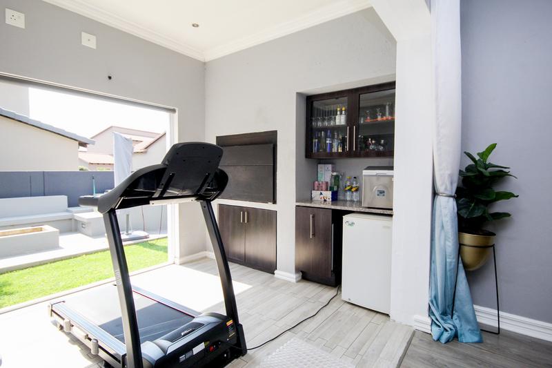 3 Bedroom Property for Sale in Thatchfield Gauteng