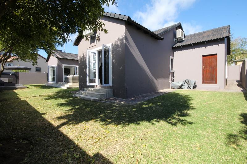 3 Bedroom Property for Sale in Thatchfield Gauteng