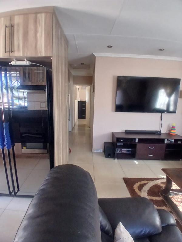 3 Bedroom Property for Sale in Protea Glen Gauteng