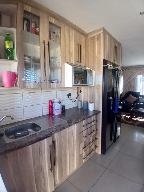 3 Bedroom Property for Sale in Protea Glen Gauteng