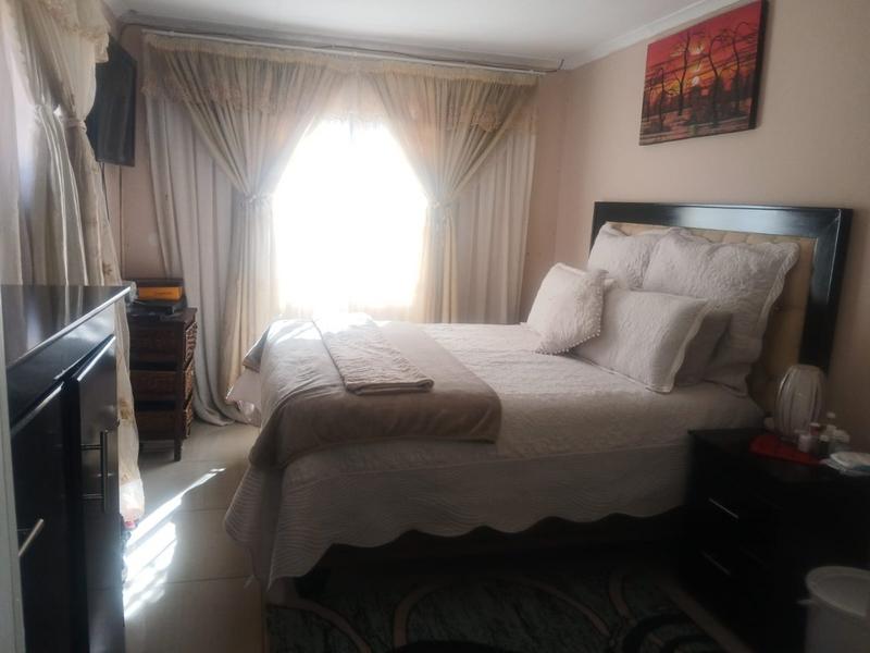 3 Bedroom Property for Sale in Protea Glen Gauteng