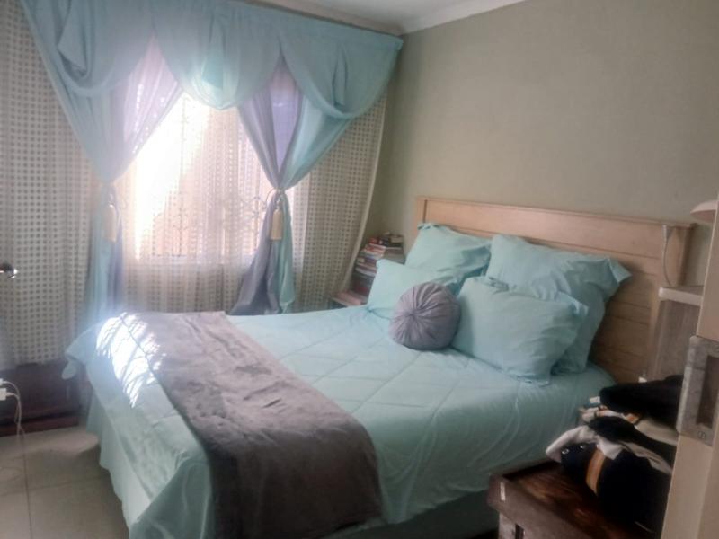 3 Bedroom Property for Sale in Protea Glen Gauteng