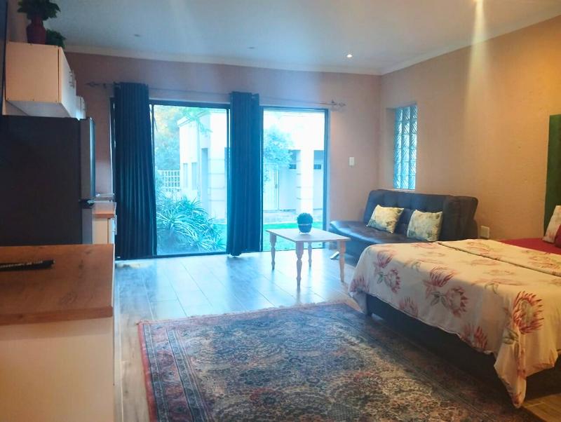 1 Bedroom Property for Sale in Rivonia Gauteng