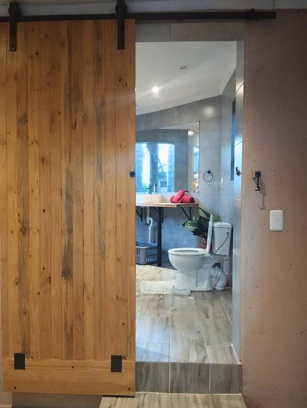 1 Bedroom Property for Sale in Rivonia Gauteng