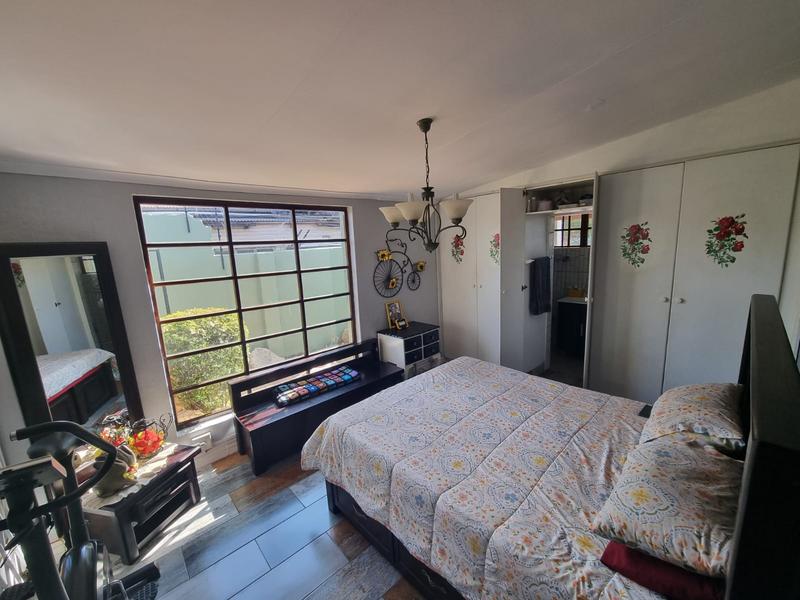 To Let 3 Bedroom Property for Rent in Westdene Gauteng