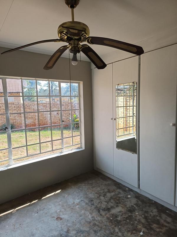 To Let 3 Bedroom Property for Rent in La Montagne Gauteng