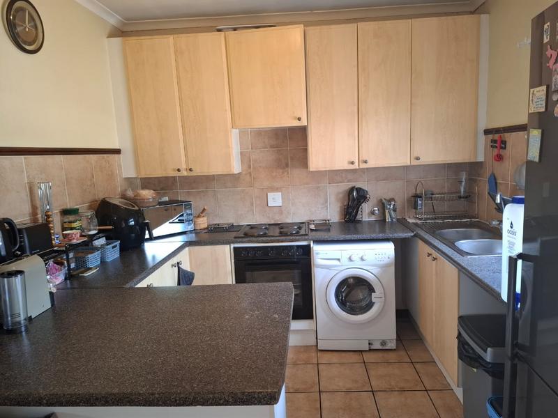 To Let 2 Bedroom Property for Rent in Olympus Gauteng