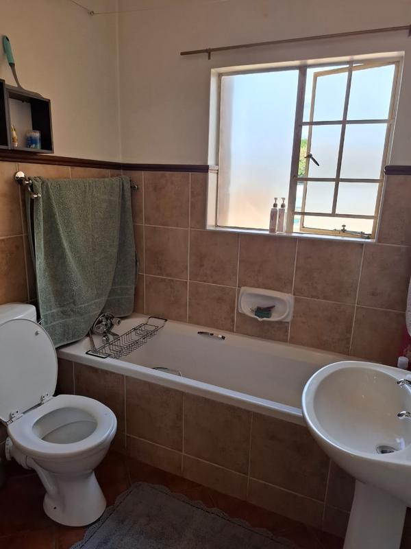 To Let 2 Bedroom Property for Rent in Olympus Gauteng