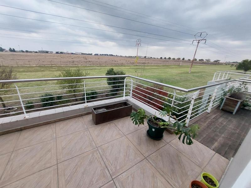 To Let 3 Bedroom Property for Rent in Vanderbijlpark SE 10 Gauteng