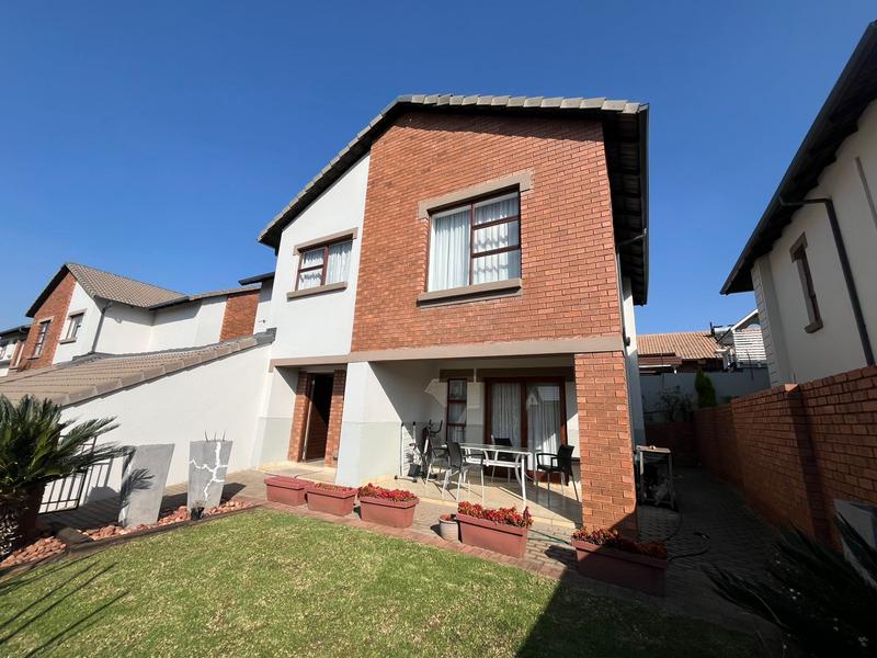 3 Bedroom Property for Sale in Eldo View Gauteng
