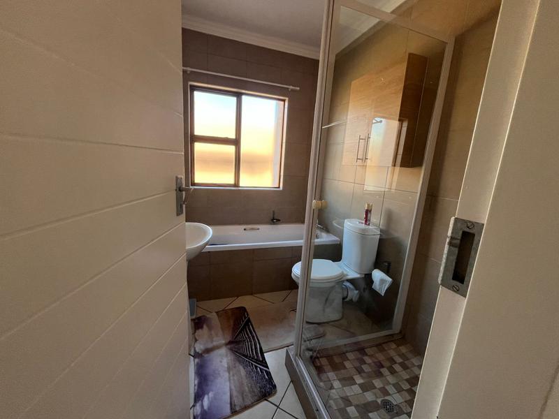 3 Bedroom Property for Sale in Eldo View Gauteng