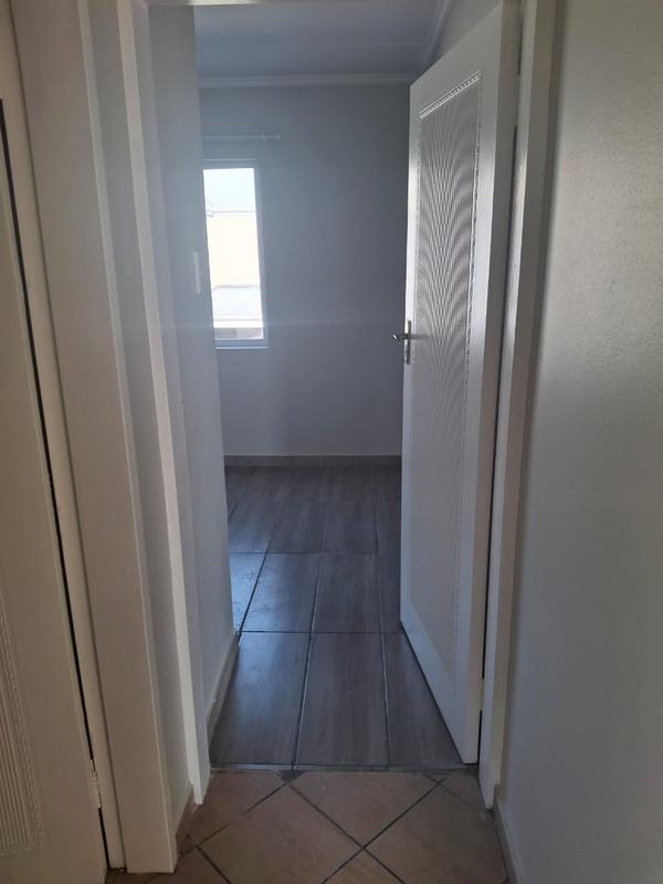 2 Bedroom Property for Sale in Vanderbijlpark SE 10 Gauteng