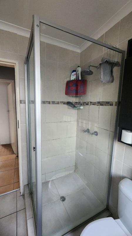 2 Bedroom Property for Sale in Annlin Gauteng