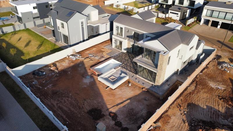 5 Bedroom Property for Sale in Midstream Heights Gauteng