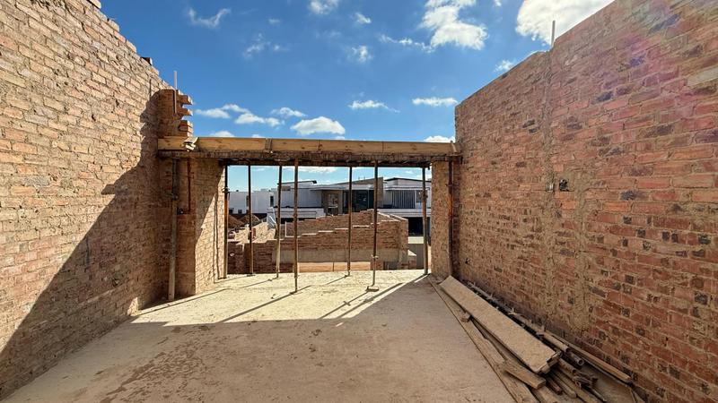 4 Bedroom Property for Sale in Midstream Heights Gauteng