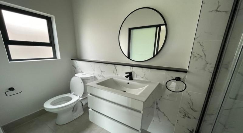 To Let 1 Bedroom Property for Rent in Waterfall Gauteng
