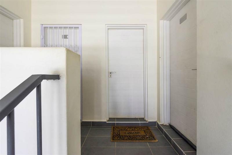 To Let 1 Bedroom Property for Rent in Modderfontein Gauteng