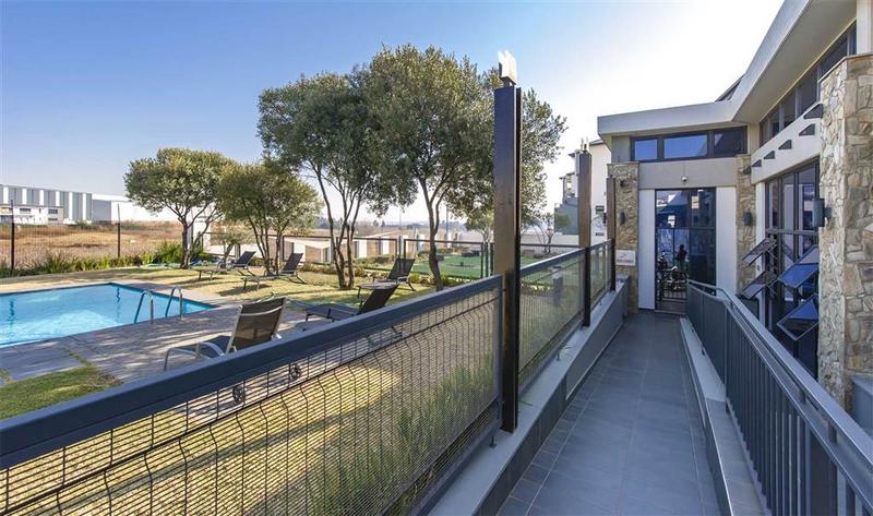 To Let 1 Bedroom Property for Rent in Modderfontein Gauteng
