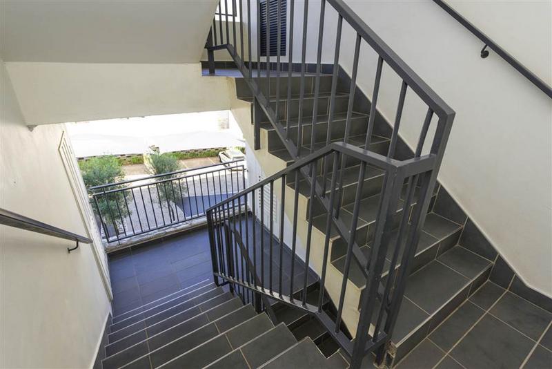 To Let 1 Bedroom Property for Rent in Modderfontein Gauteng