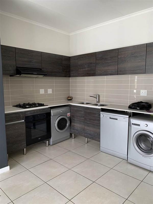 To Let 1 Bedroom Property for Rent in Modderfontein Gauteng