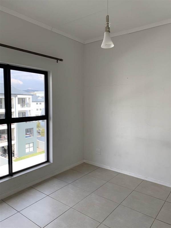 To Let 1 Bedroom Property for Rent in Modderfontein Gauteng