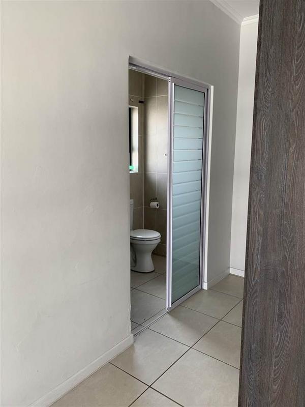 To Let 1 Bedroom Property for Rent in Modderfontein Gauteng