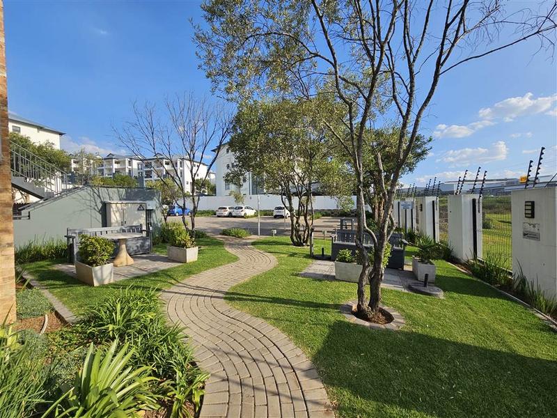 To Let 1 Bedroom Property for Rent in Modderfontein Gauteng
