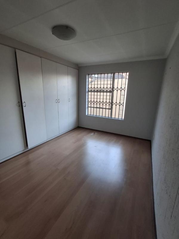 3 Bedroom Property for Sale in Buccleuch Gauteng
