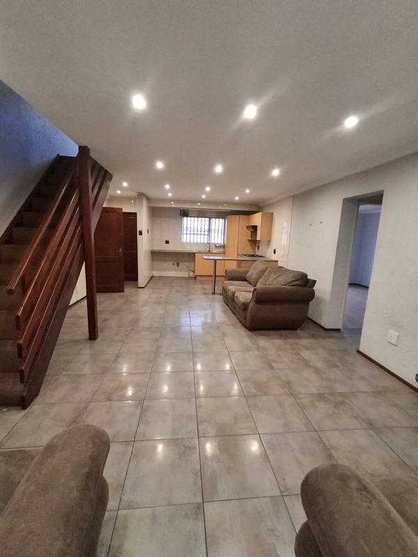 3 Bedroom Property for Sale in Buccleuch Gauteng