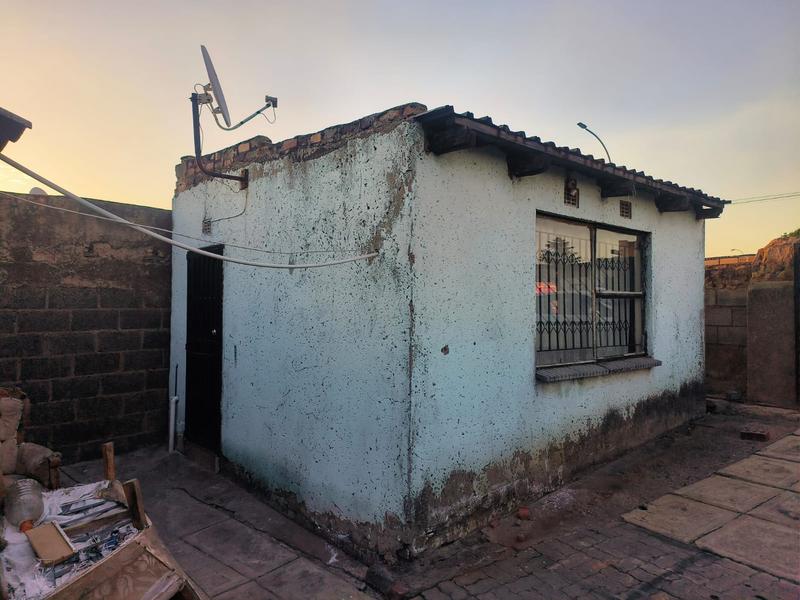 1 Bedroom Property for Sale in Diepkloof Zone 2 Gauteng