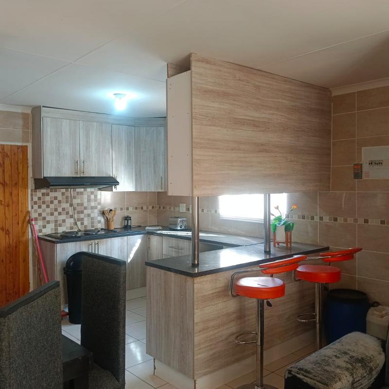 3 Bedroom Property for Sale in Protea Glen Gauteng