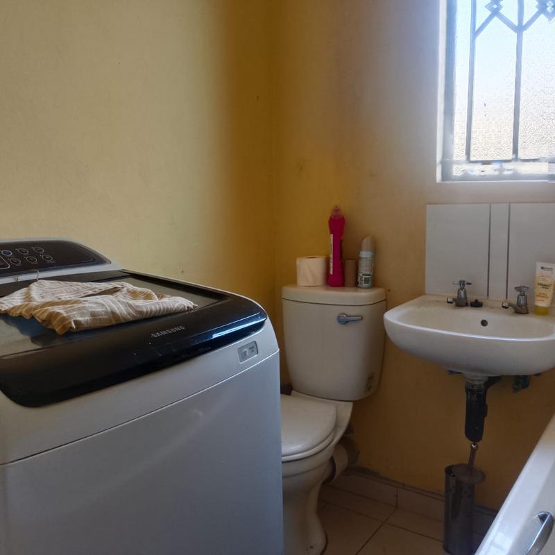 3 Bedroom Property for Sale in Protea Glen Gauteng