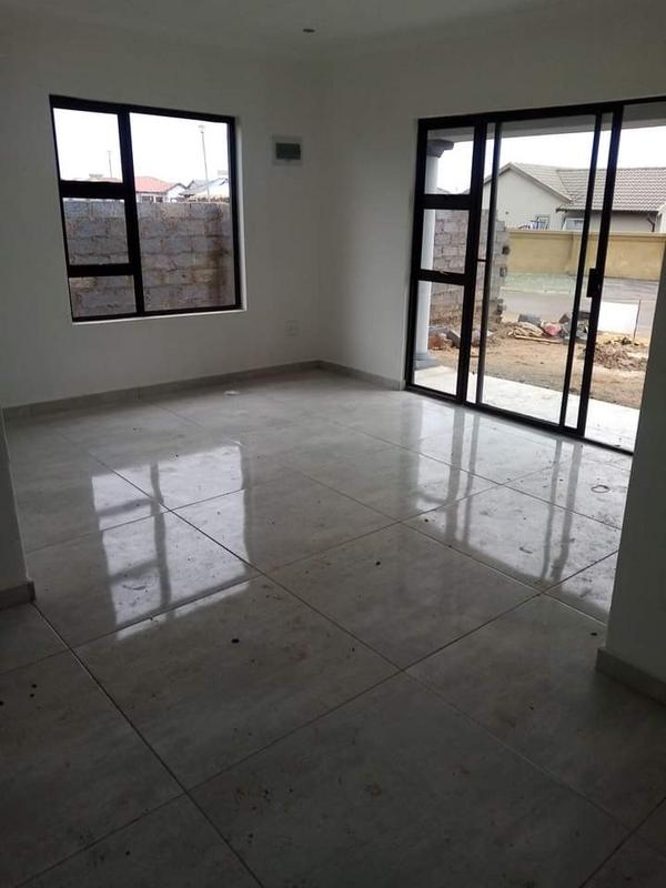 3 Bedroom Property for Sale in Crystal Park Gauteng