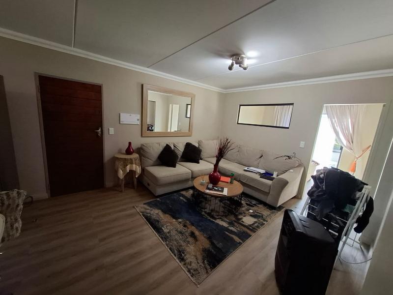 To Let 2 Bedroom Property for Rent in Kameeldrift East Gauteng