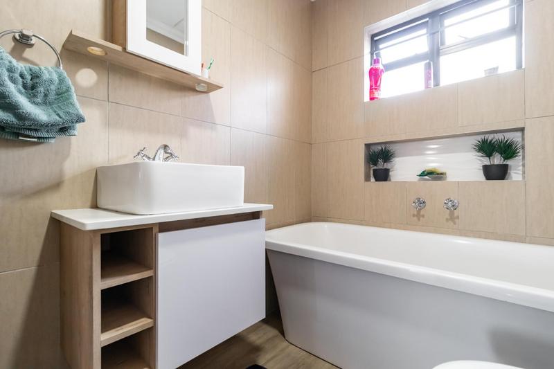 To Let 2 Bedroom Property for Rent in Kameeldrift East Gauteng
