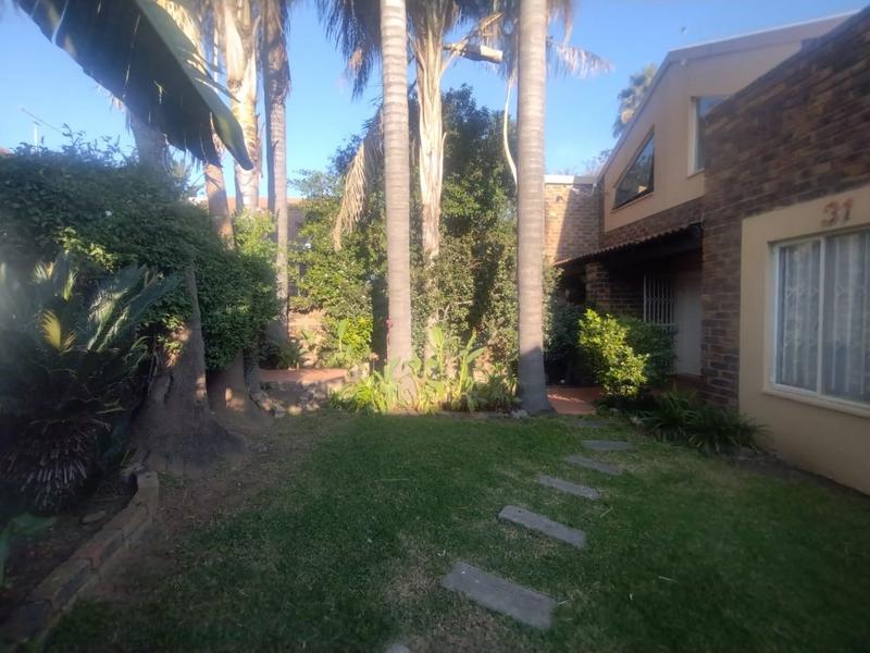 3 Bedroom Property for Sale in Allens Nek Gauteng
