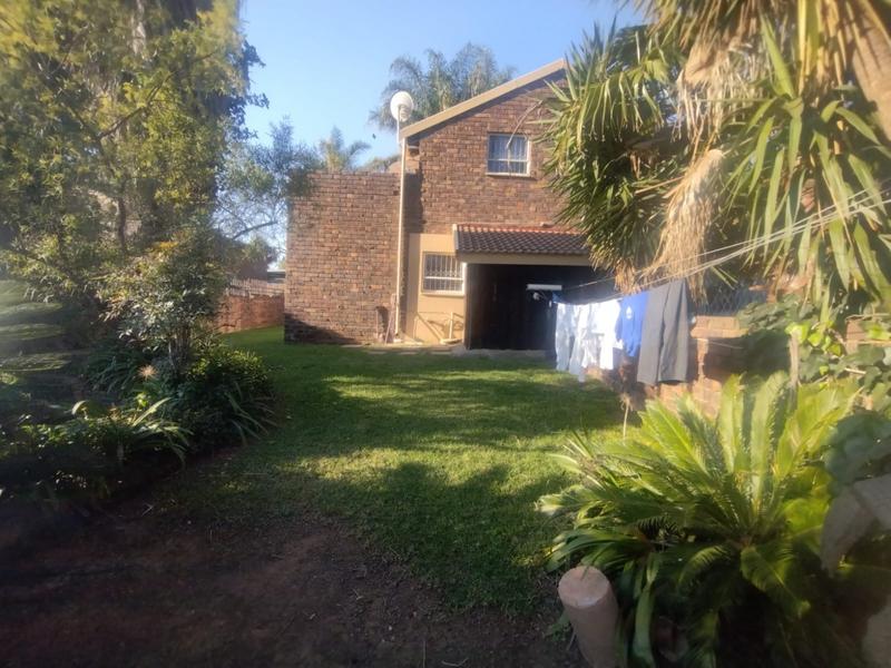 3 Bedroom Property for Sale in Allens Nek Gauteng