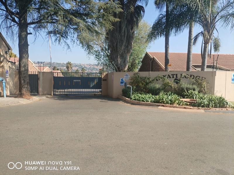 3 Bedroom Property for Sale in Allens Nek Gauteng