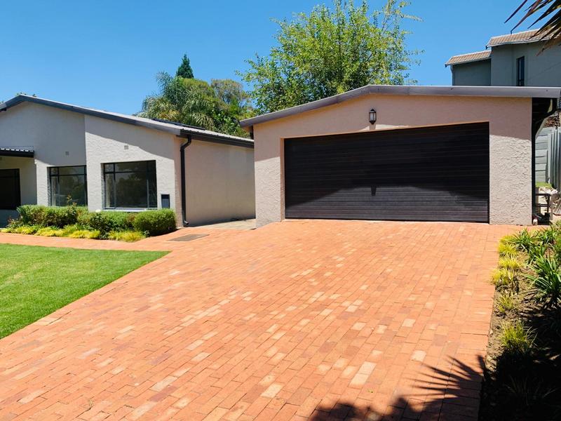 To Let 1 Bedroom Property for Rent in Blairgowrie Gauteng