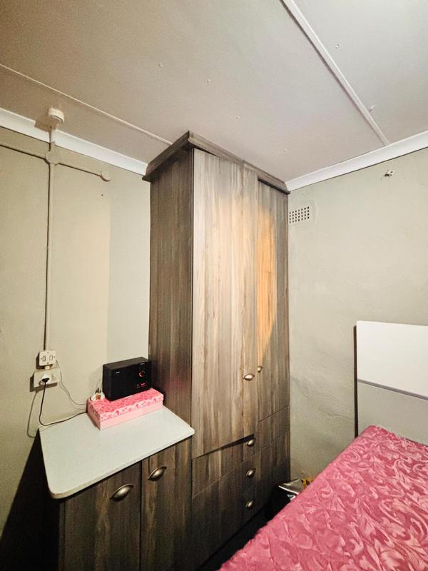 To Let 1 Bedroom Property for Rent in Blairgowrie Gauteng