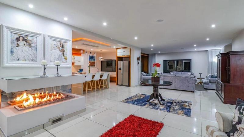5 Bedroom Property for Sale in Featherbrooke Estate Gauteng