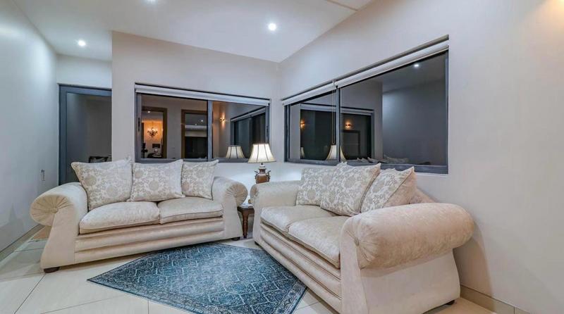 5 Bedroom Property for Sale in Featherbrooke Estate Gauteng