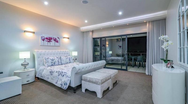 5 Bedroom Property for Sale in Featherbrooke Estate Gauteng