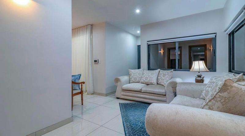5 Bedroom Property for Sale in Featherbrooke Estate Gauteng
